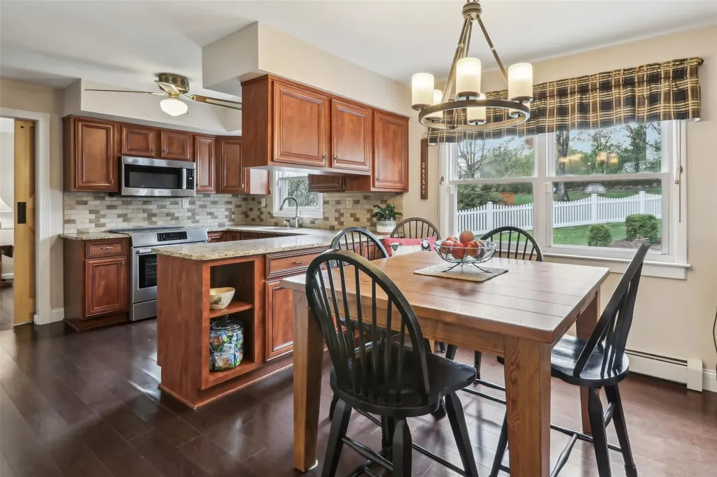114 Neptune Drive Monroe NY 10950