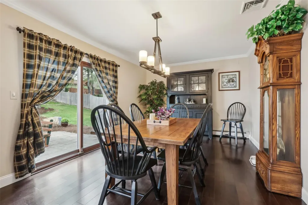 114 Neptune Drive Monroe NY 10950