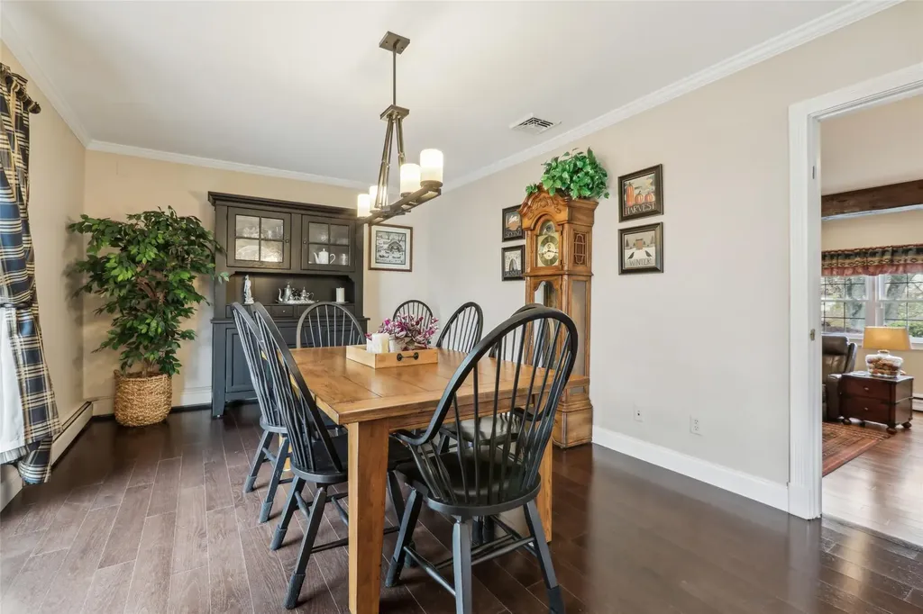 114 Neptune Drive Monroe NY 10950