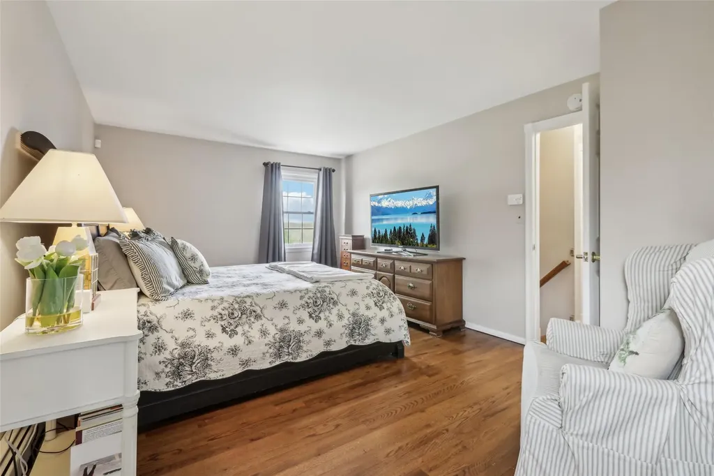 114 Neptune Drive Monroe NY 10950