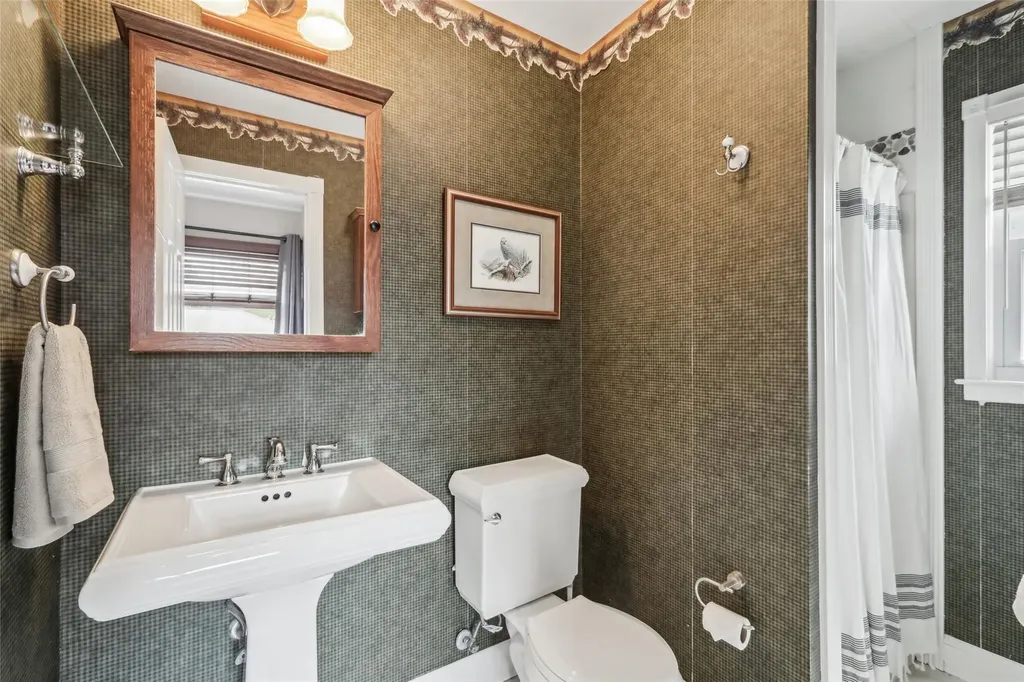 114 Neptune Drive Monroe NY 10950