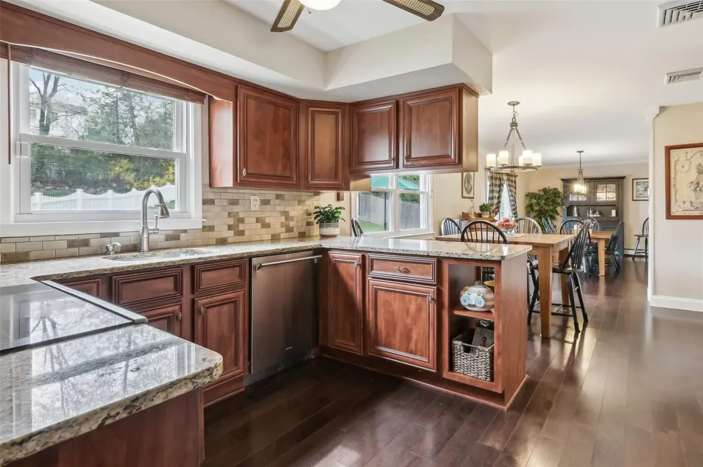 114 Neptune Drive Monroe NY 10950
