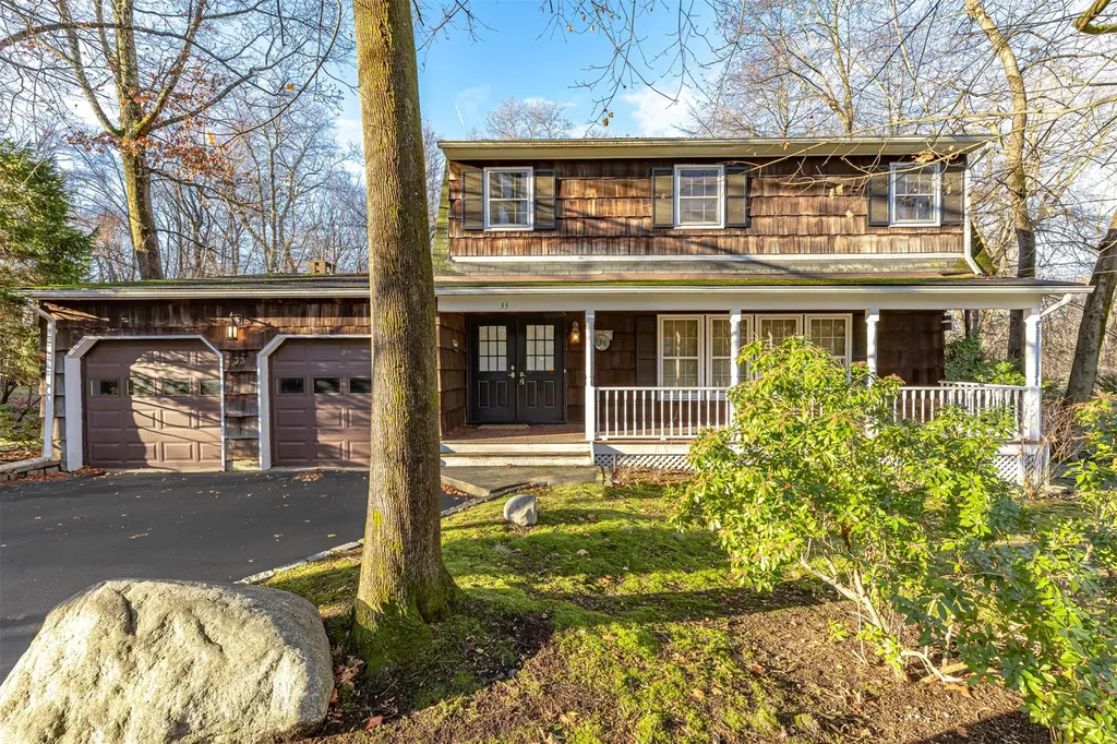 33 Dawn Lane Airmont NY 10901