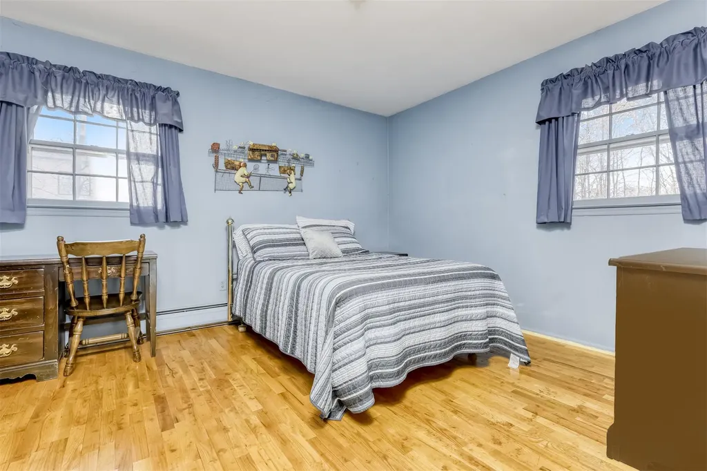 33 Dawn Lane Airmont NY 10901