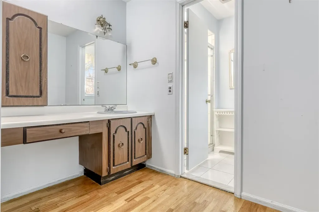 33 Dawn Lane Airmont NY 10901