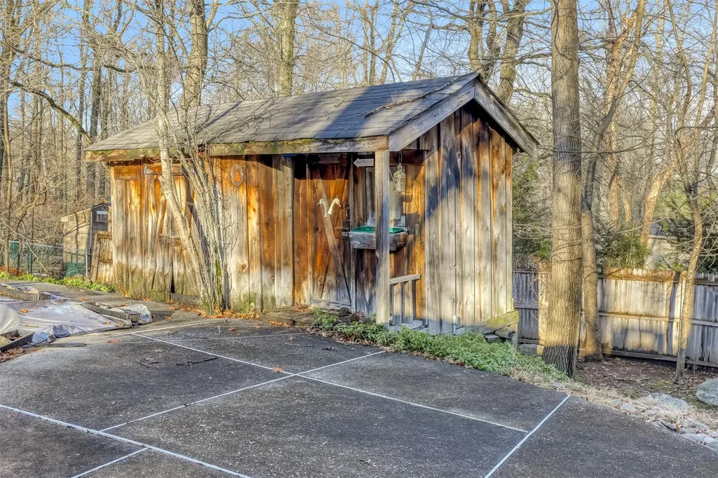 33 Dawn Lane Airmont NY 10901