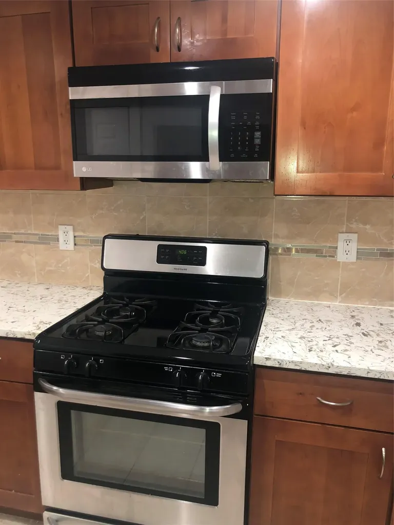 15 Elizabeth Avenue Hempstead NY 11550