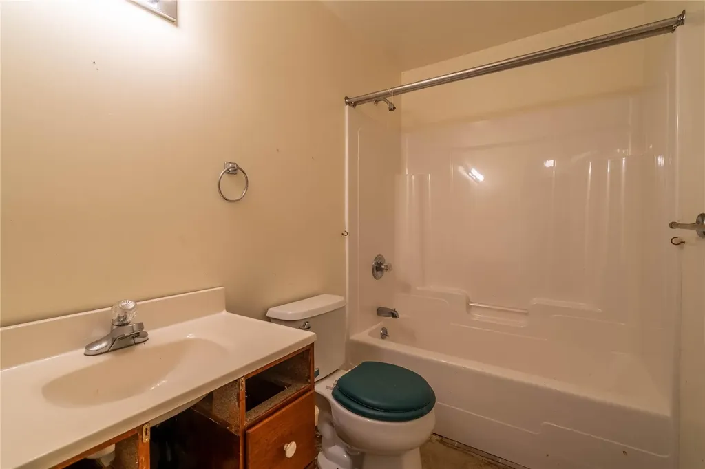 24 Timberline Trail Pawling NY 12564