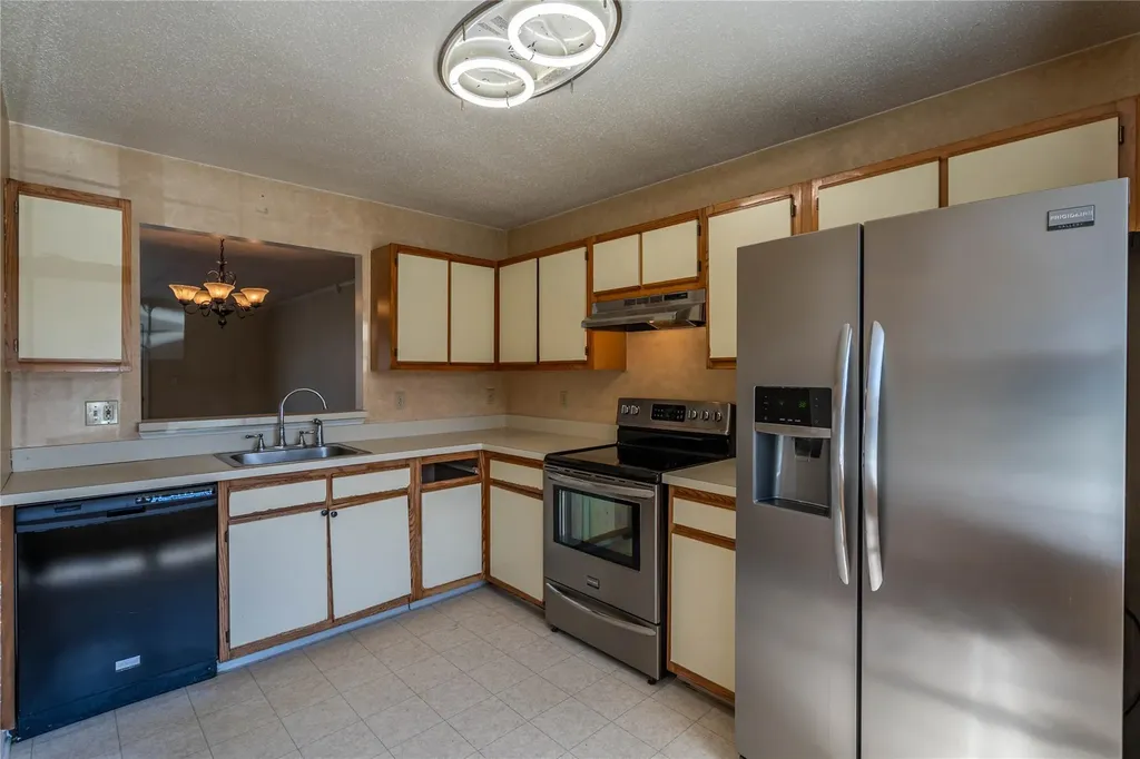 24 Timberline Trail Pawling NY 12564