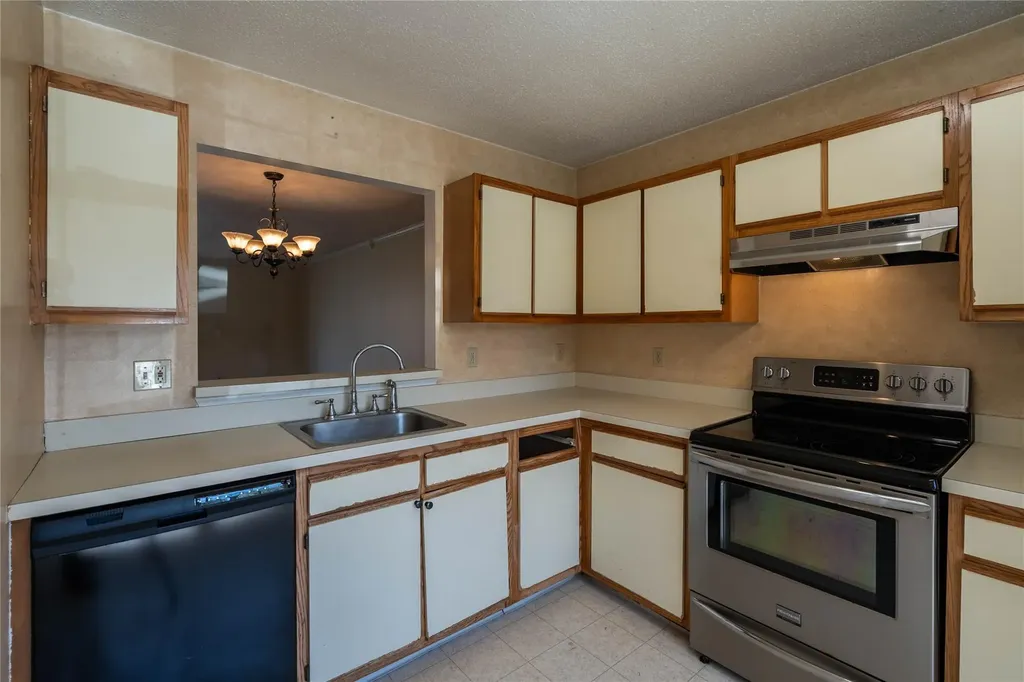 24 Timberline Trail Pawling NY 12564