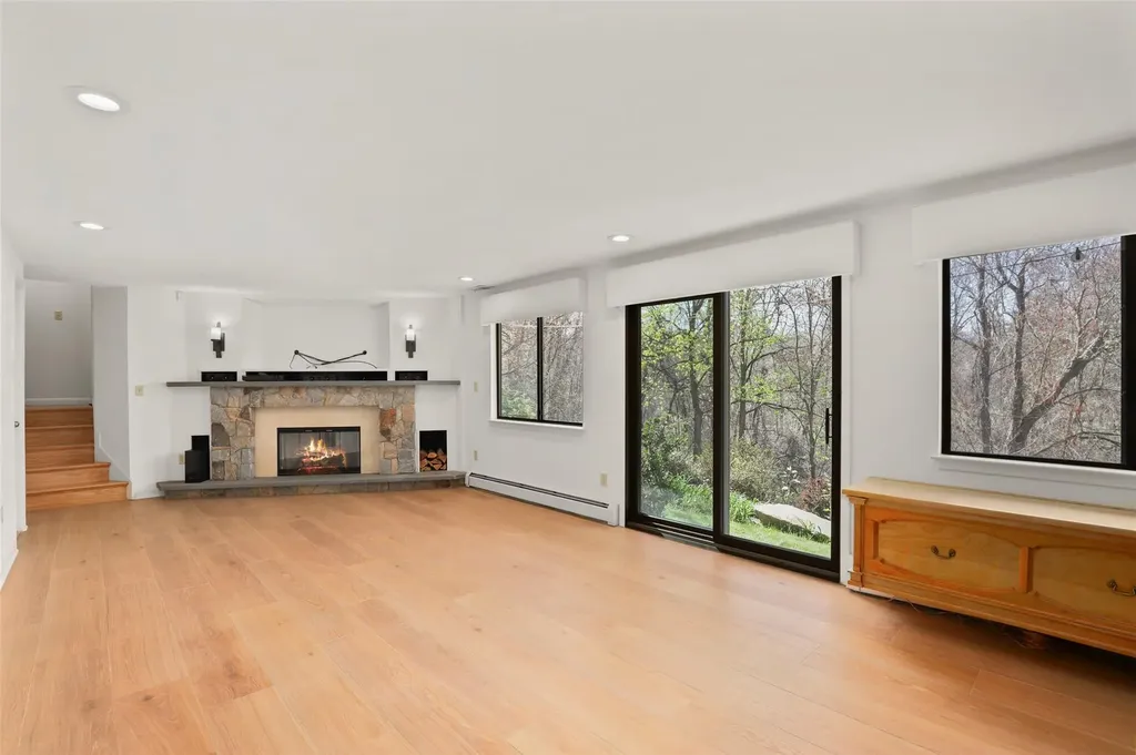 6 Manor Drive Goldens Bridge NY 10526