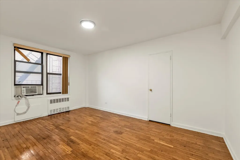 141-05 Pershing Crescent Briarwood NY 11435
