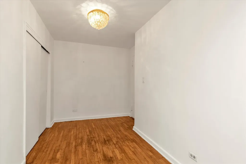 141-05 Pershing Crescent Briarwood NY 11435