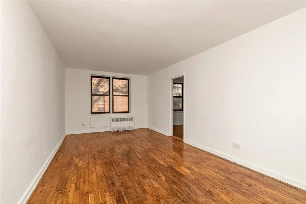 141-05 Pershing Crescent Briarwood NY 11435