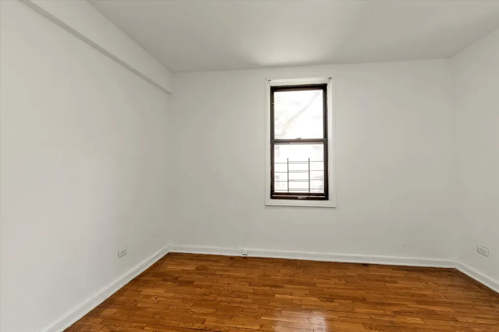 141-05 Pershing Crescent Briarwood NY 11435
