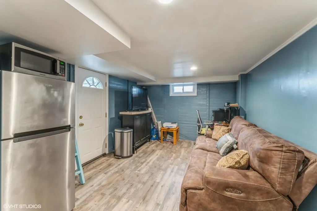 66 Albertson Avenue Albertson NY 11507