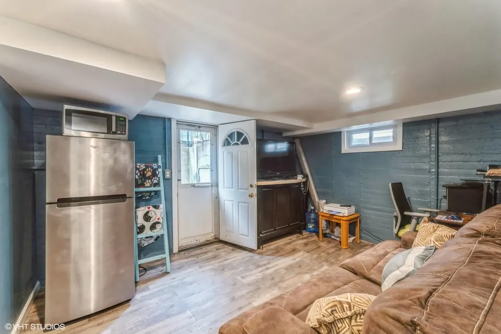 66 Albertson Avenue Albertson NY 11507