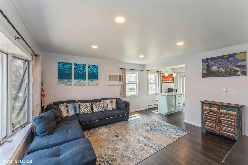 66 Albertson Avenue Albertson NY 11507
