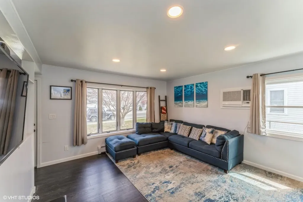66 Albertson Avenue Albertson NY 11507