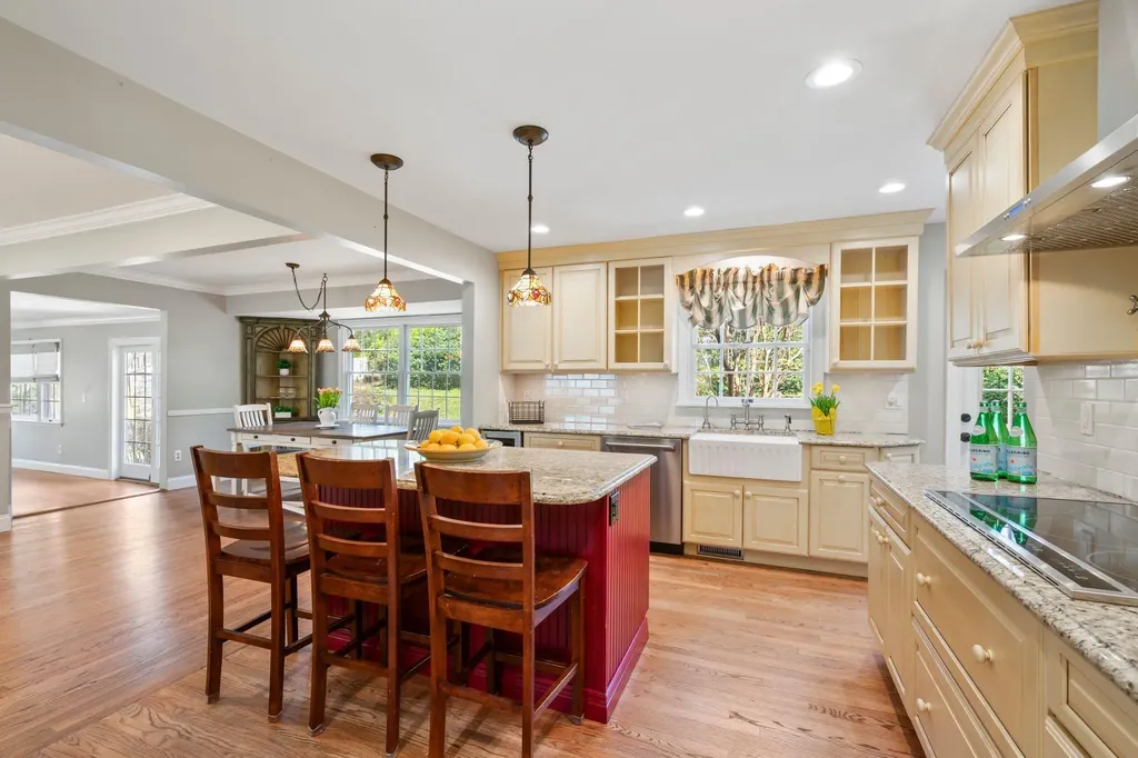 1 Derby Drive Stony Brook NY 11790