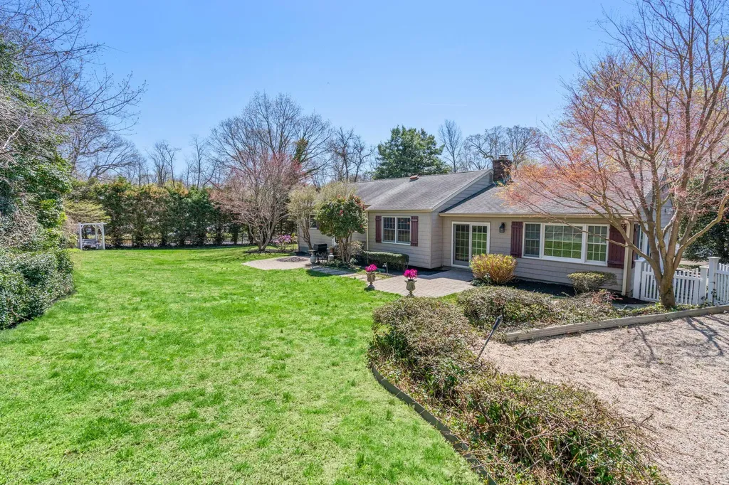 1 Derby Drive Stony Brook NY 11790