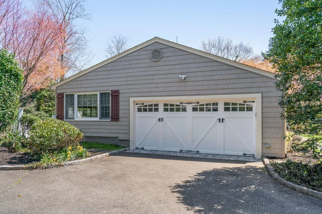 1 Derby Drive Stony Brook NY 11790