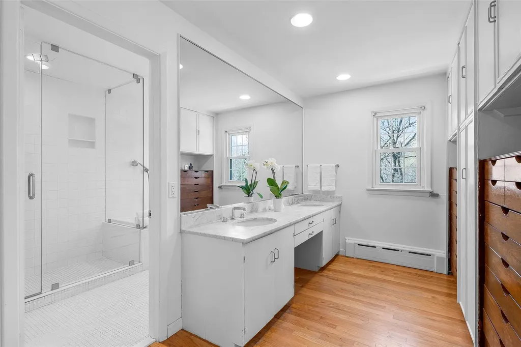 1030 Old White Plains Road Mamaroneck NY 10543