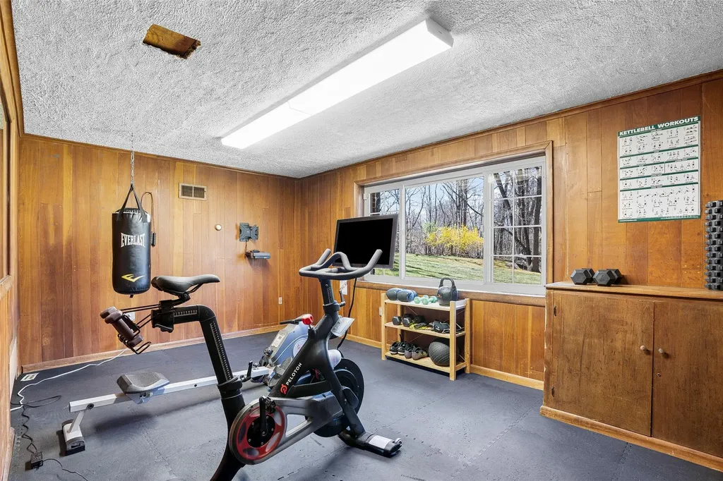 1030 Old White Plains Road Mamaroneck NY 10543