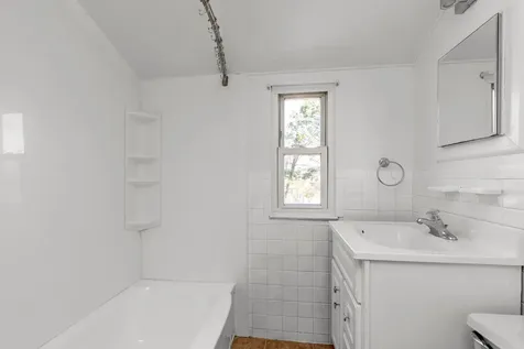 1263 Jackson Avenue Lindenhurst NY 11757