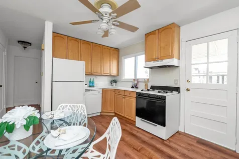 1263 Jackson Avenue Lindenhurst NY 11757