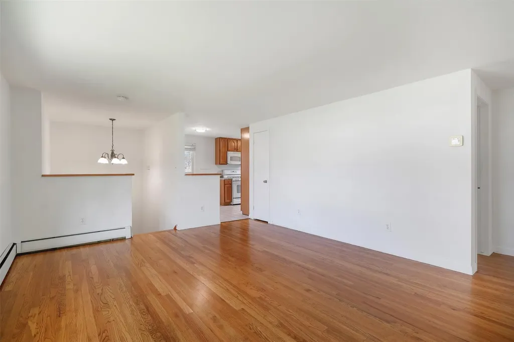 18 Stirrup Drive Newburgh NY 12550