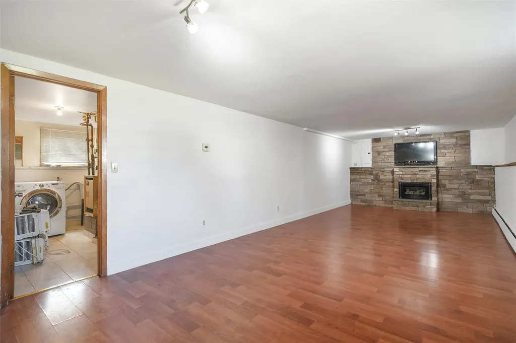 18 Stirrup Drive Newburgh NY 12550