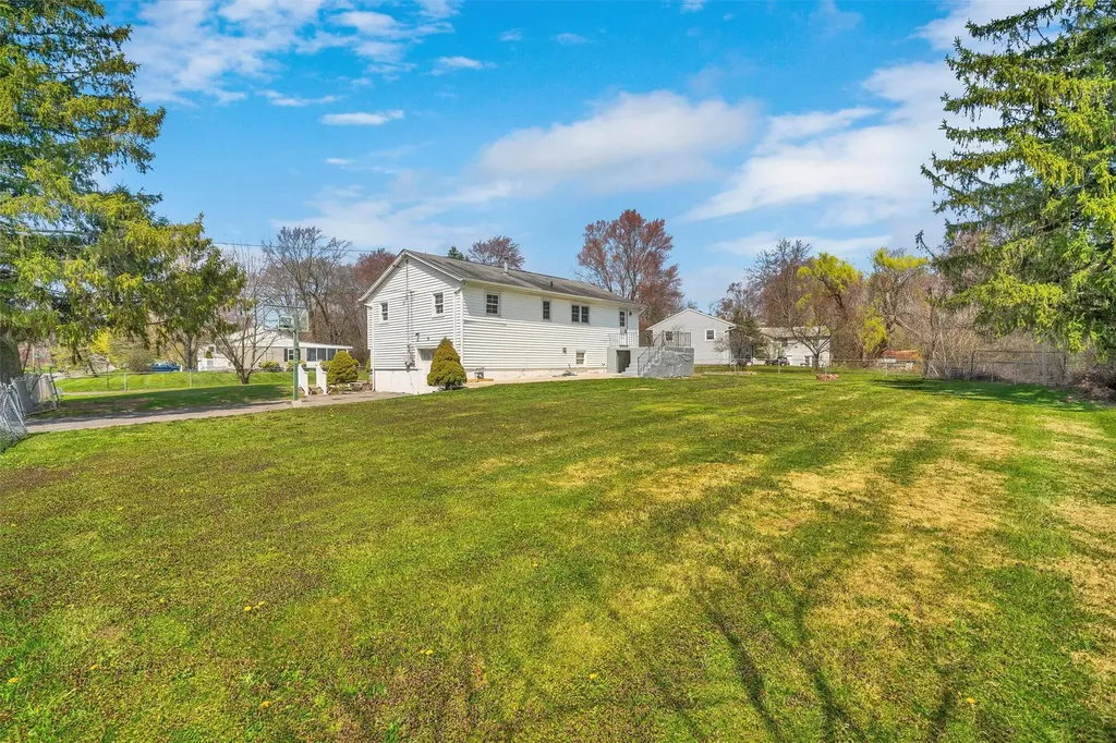 18 Stirrup Drive Newburgh NY 12550