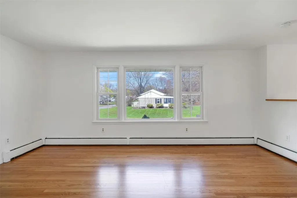 18 Stirrup Drive Newburgh NY 12550
