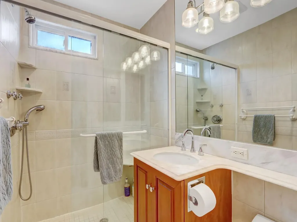 1918 Carroll Avenue Merrick NY 11566