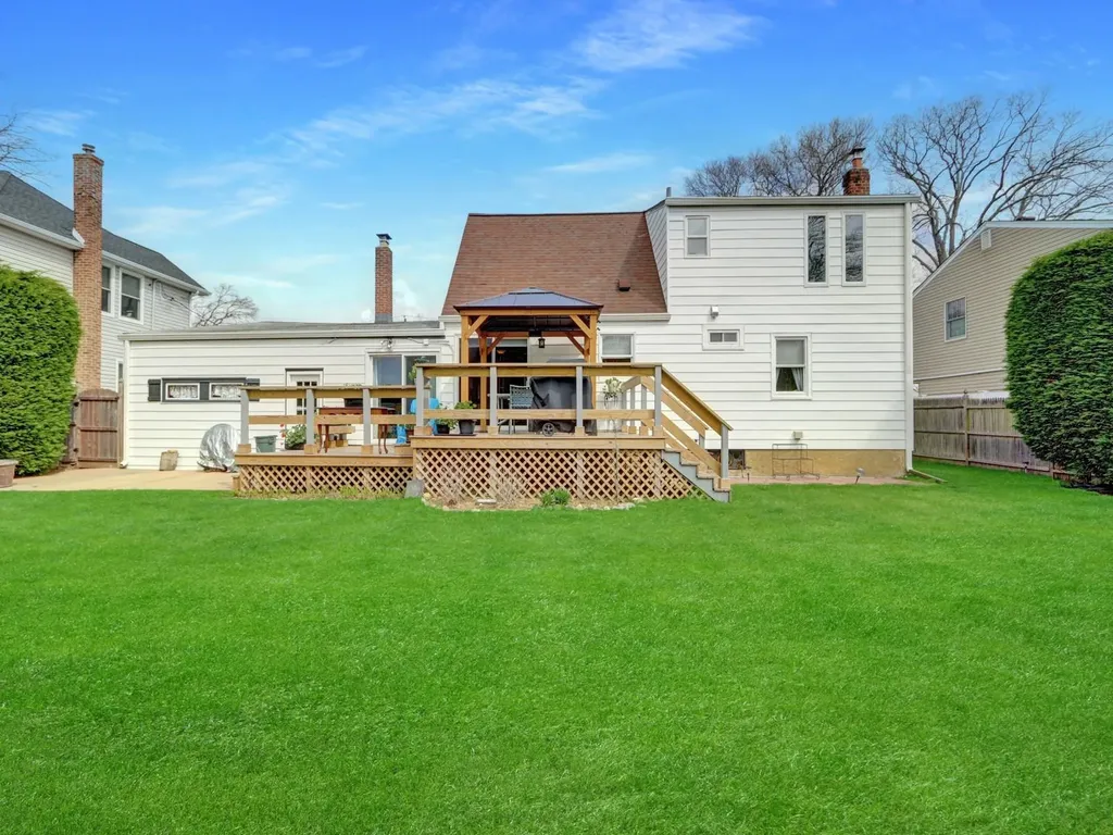1918 Carroll Avenue Merrick NY 11566