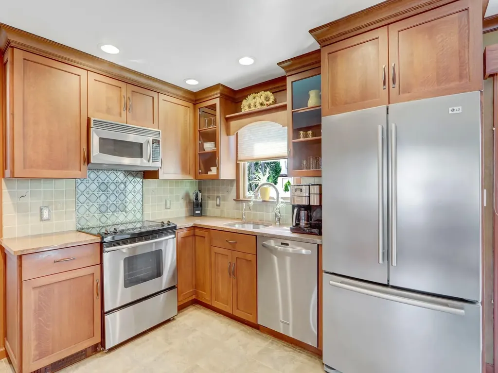 1918 Carroll Avenue Merrick NY 11566