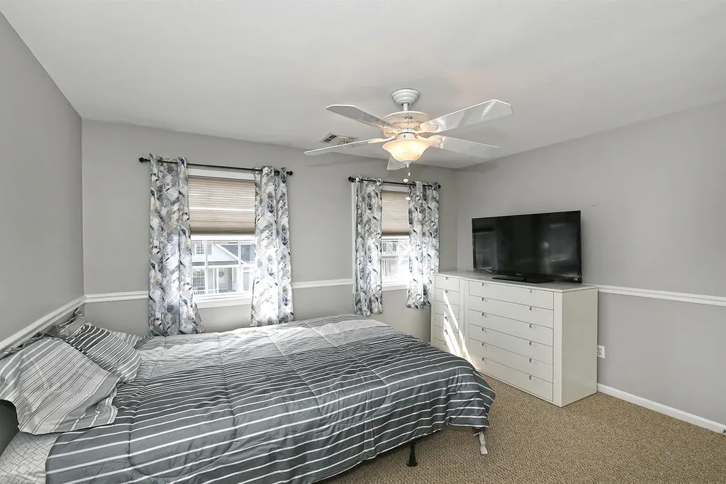209 Pleasant Drive Bay Shore NY 11706