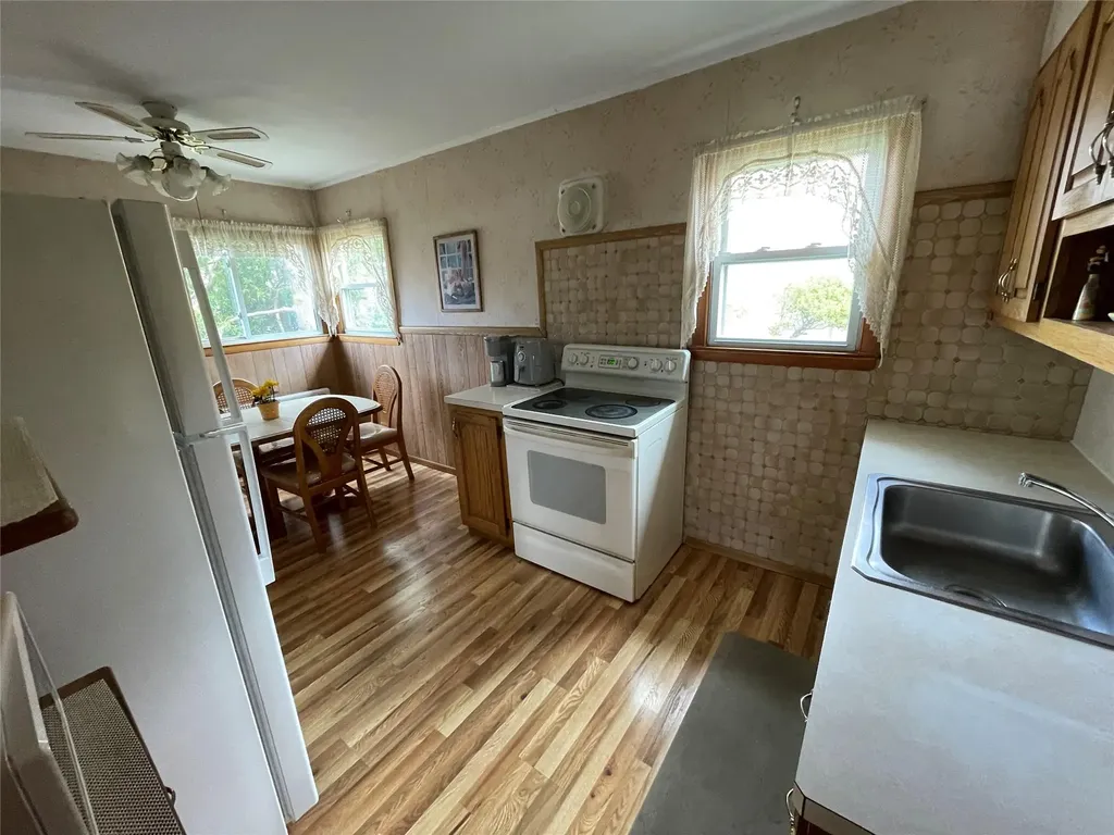 1825 Dover Road Wantagh NY 11793