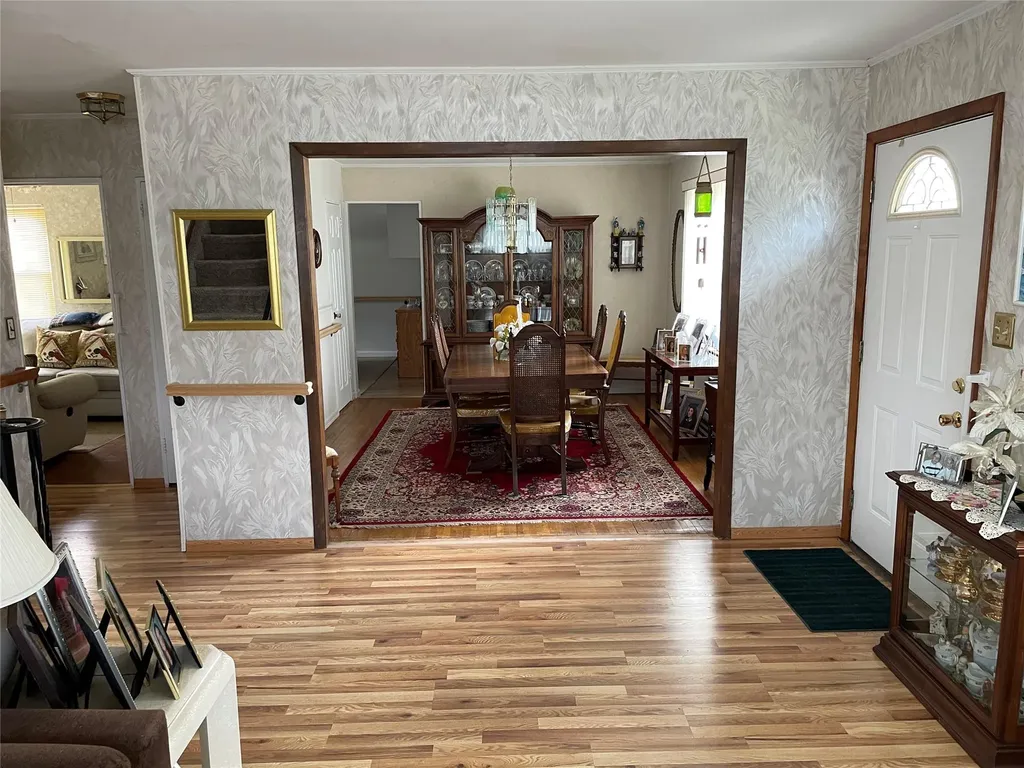 1825 Dover Road Wantagh NY 11793