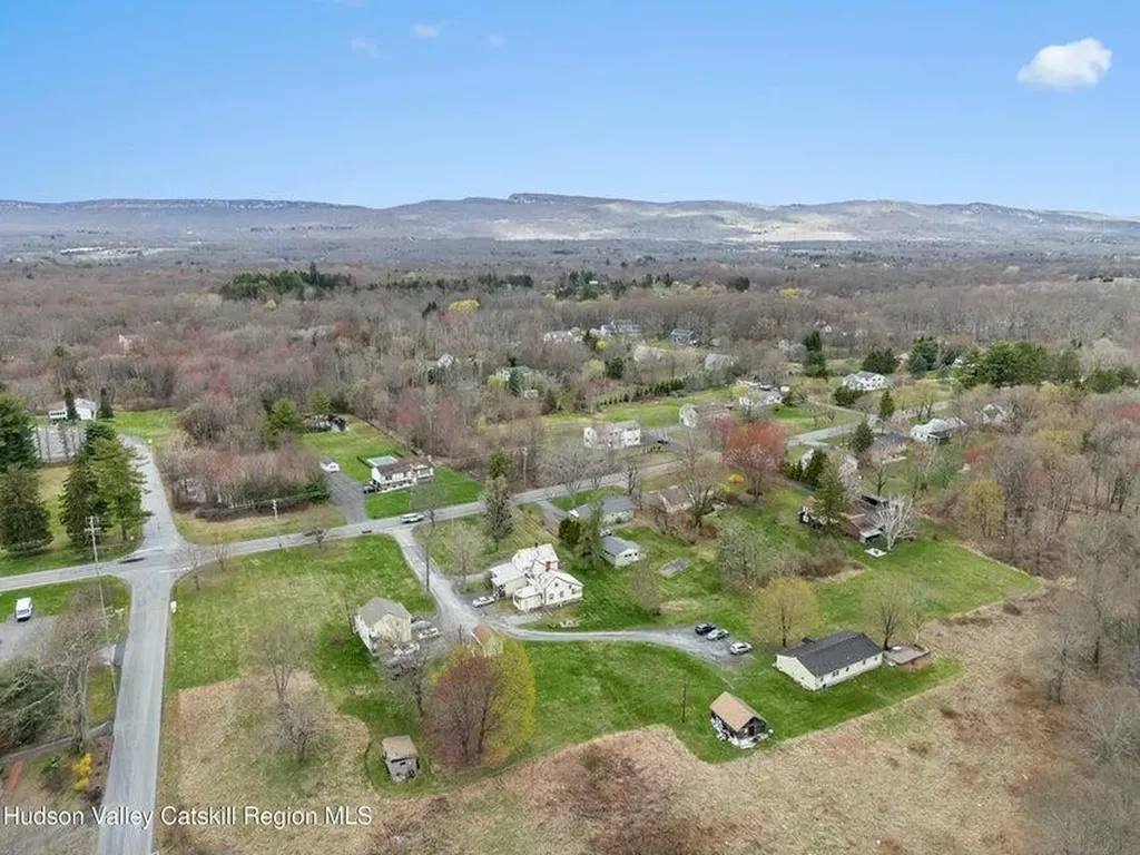 236 State Route 32 S New Paltz NY 12561