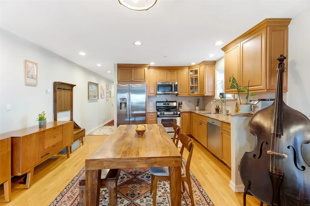 143 Avenue O Brooklyn NY 11204