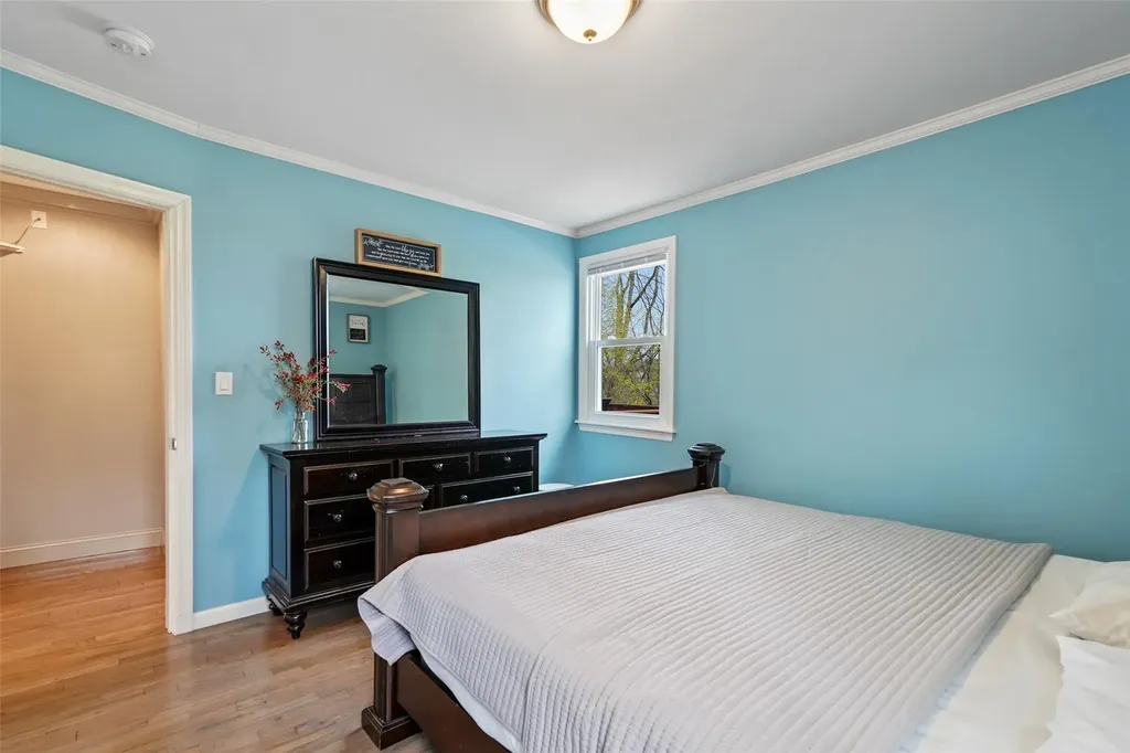 4 Perry Avenue White Plains NY 10603