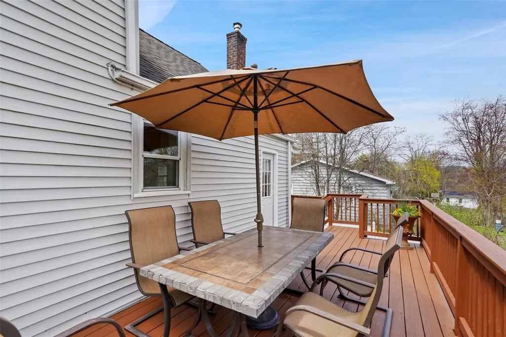 4 Perry Avenue White Plains NY 10603
