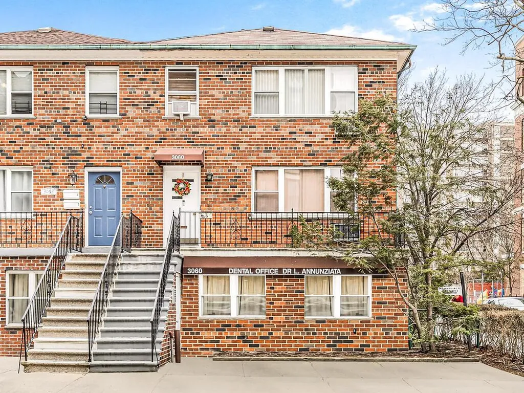 3060 Roberts Avenue Bronx NY 10461