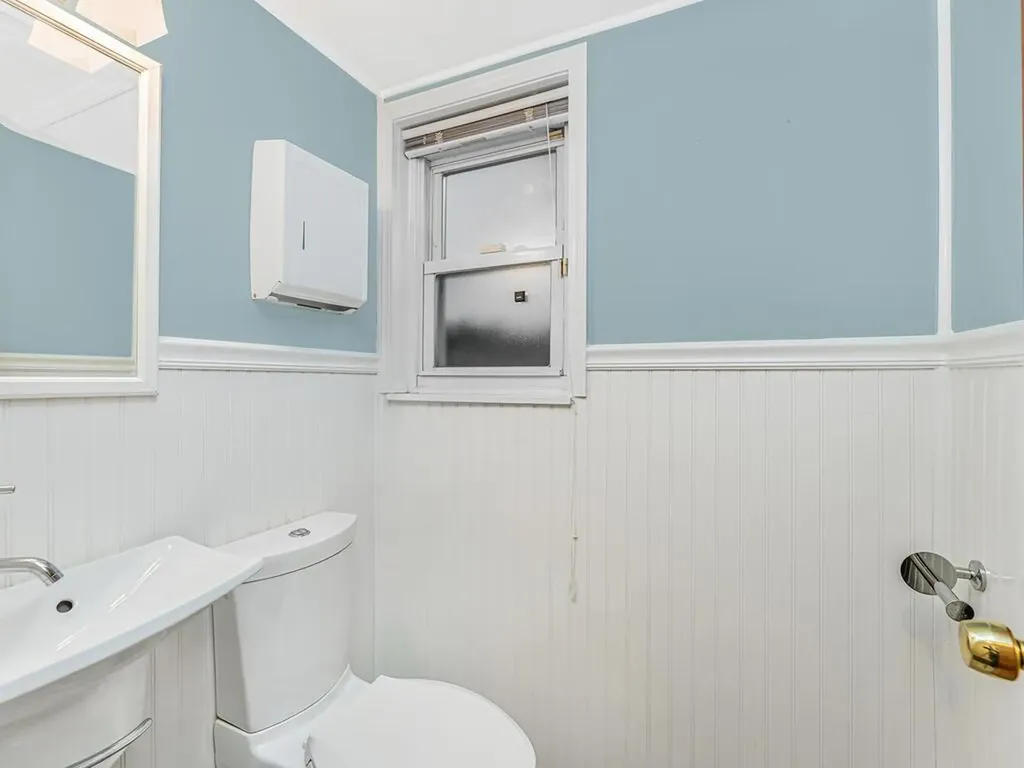 3060 Roberts Avenue Bronx NY 10461