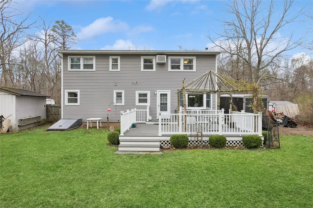 113 Ridge Road Ridge NY 11961