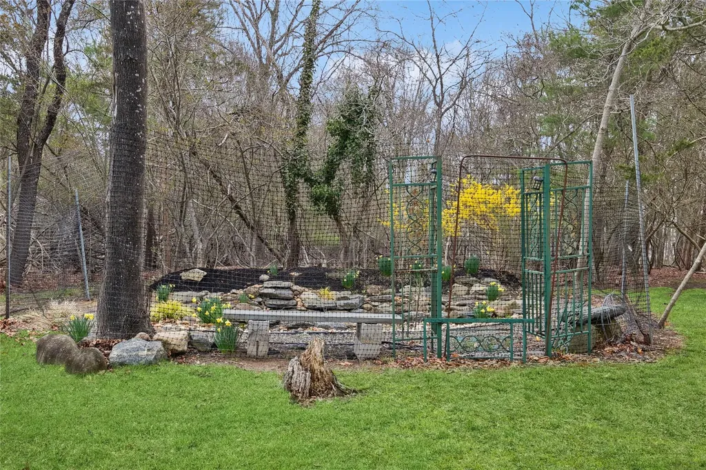 113 Ridge Road Ridge NY 11961