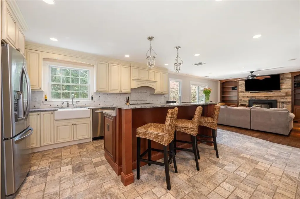230 Route 202 Somers NY 10589
