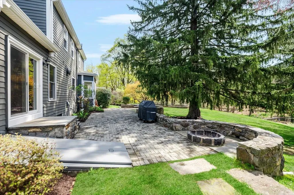 230 Route 202 Somers NY 10589
